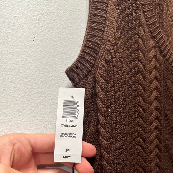 Aritzia a baton brown sweater dress - never been worn, new with tags - Picture 3 of 3